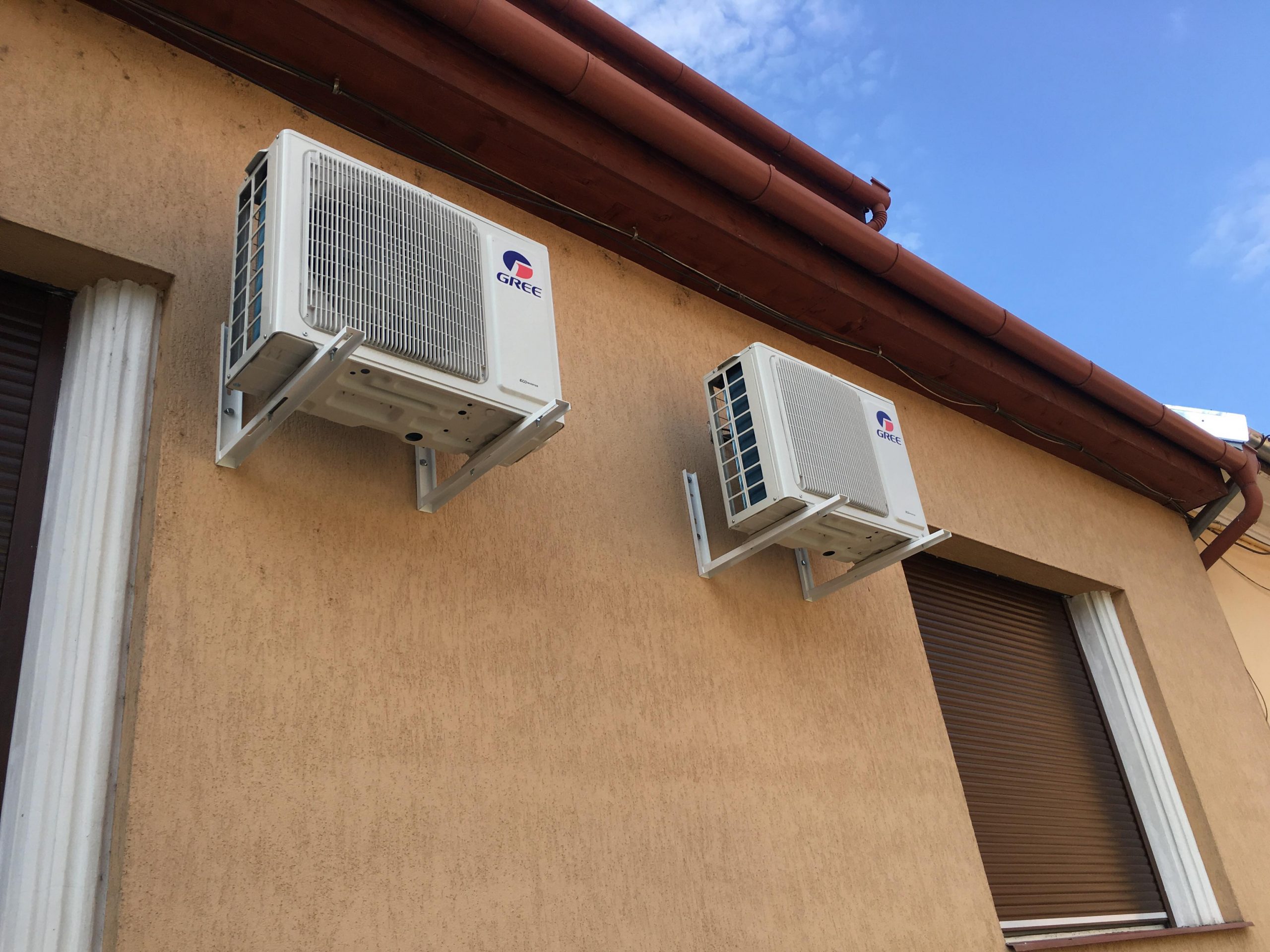 49784980_343927582876885_5581537784742543360_n-min